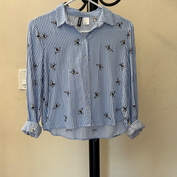 H&M Blue Striped Button-Up Shirt with Bird Embroidery - Picture 3 of 11